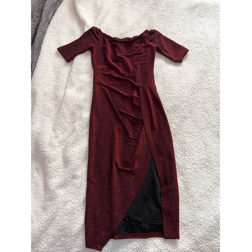 Off-shoulder Dress